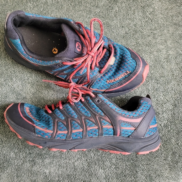 7.5 Merrell running shoes - Picture 7 of 9